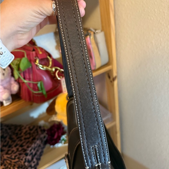 Coach Dark Brown Leather Shoulder Bag - Picture 3 of 9